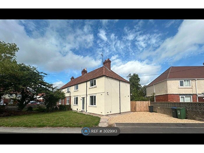 3 Bedroom Semi-Detached House To Rent In Unity St, Chippenham, SN14