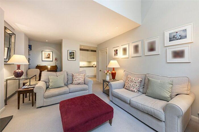 1 Bedroom Flat For Sale In Embankment Gardens, London, SW3