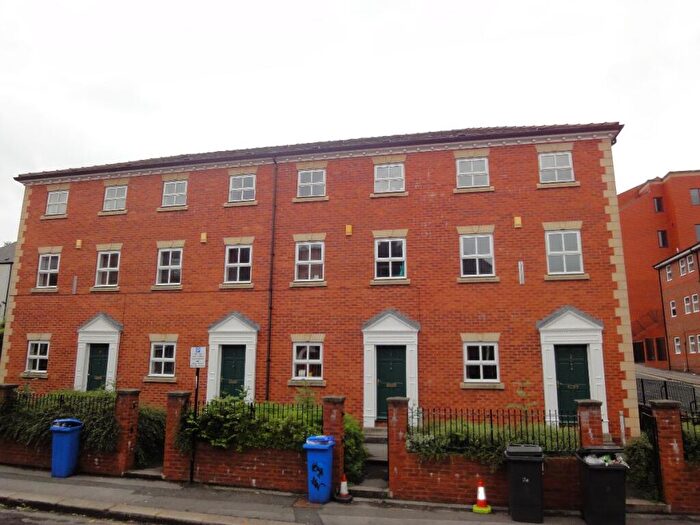 6 Bedroom Terraced House To Rent In Wilkinson Street, S10