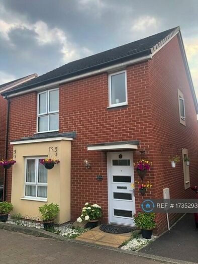 3 Bedroom Detached House To Rent In Eighteen Acre Drive, Patchway, Bristol, BS34