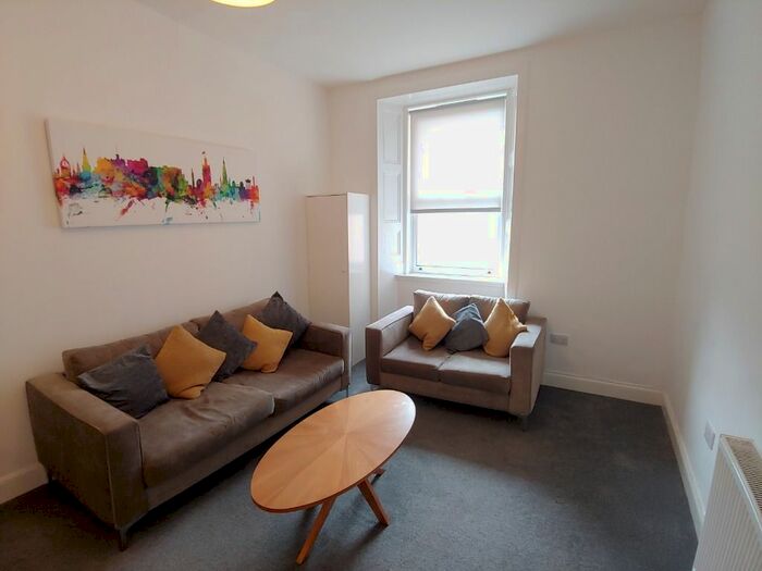 3 Bedroom Flat To Rent In Montpelier, Bruntsfield, Edinburgh, EH10