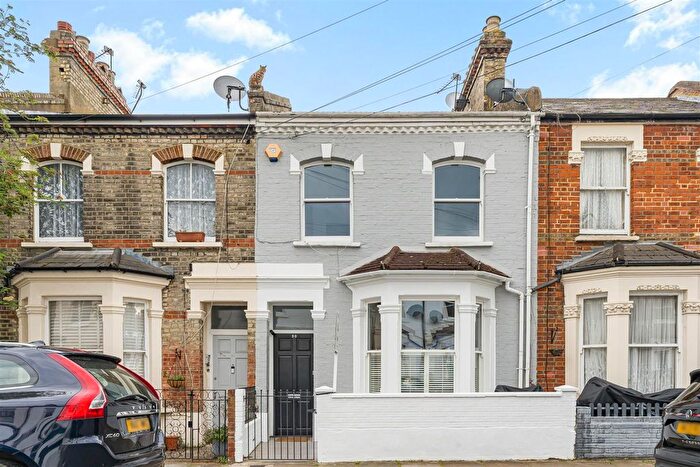 4 Bedroom Property For Sale In Prothero Road, Fulham, SW6