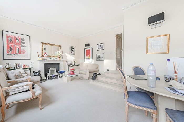 2 Bedroom Flat To Rent In Beaufort Gardens, Knightsbridge, London, SW3