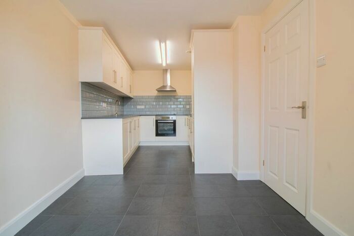 1 Bedroom Maisonette To Rent In High Street, Cranleigh, GU6