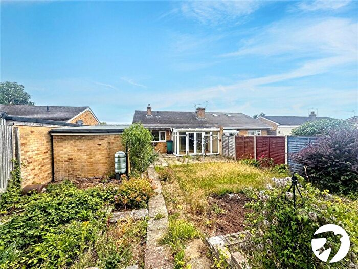 2 Bedroom Bungalow For Sale In Linton Gore, Coxheath, Maidstone, Kent, ME17