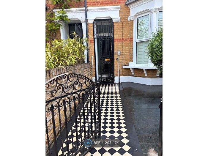 1 Bedroom Flat To Rent In Lea Bridge Road, London, E5