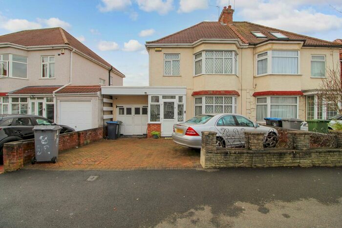 3 Bedroom Semi-Detached House To Rent In Brookfield Crescent, Kenton, Harrow HA3