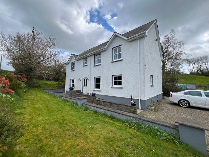 4 Bedroom Detached House For Sale In Mydroilyn, Near Aberaeron, SA47