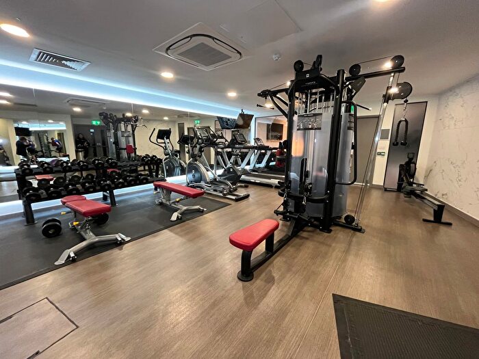 1 Bedroom Flat To Rent In Southernhay Gardens, St. Leonards, Exeter, EX1