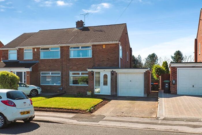 3 Bedroom Semi Detached House For Sale In Shortwood Avenue, Hucknall, Nottingham, Nottinghamshire, NG15