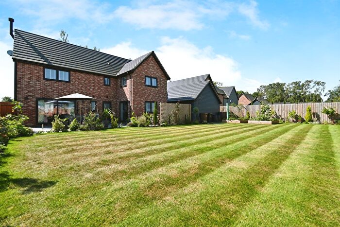 4 Bedroom Detached House For Sale In The Crossroads, Brome, Eye, IP23