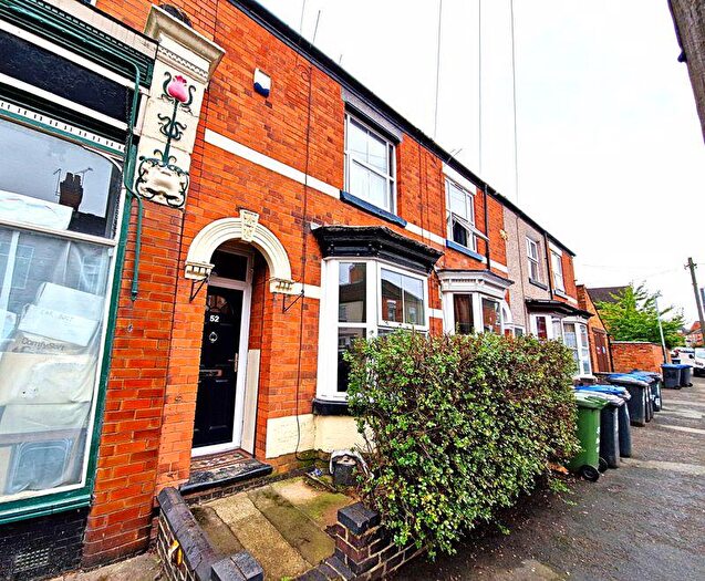 3 Bedroom Terraced House For Sale In King Edward Road, Rugby, CV21