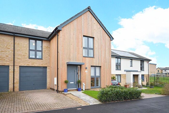 3 Bedroom Semi Detached House For Sale In Fairfield Way, Keynsham, Bristol, BS31