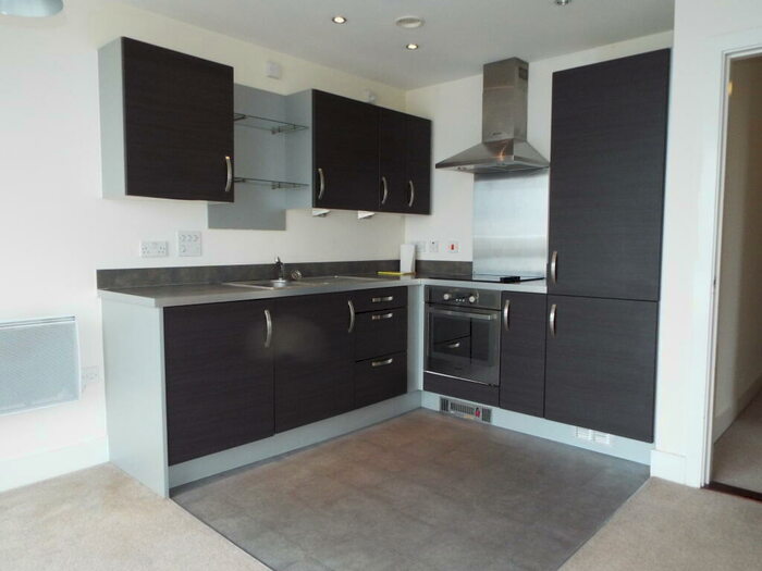 2 Bedroom Apartment To Rent In Eddystone House, Prospect Place, Cardiff, CF11