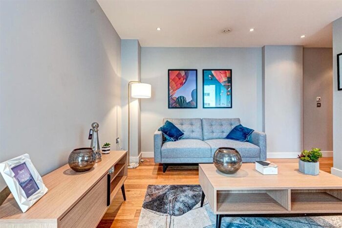 1 Bedroom Apartment To Rent In Meridian Plaza, Bute Terrace, CF10