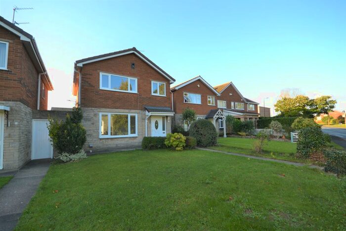 3 Bedroom Detached House To Rent In Church Road, Wadworth, Doncaster, DN11