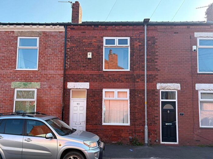2 Bedroom Terraced House To Rent In Sumner Street, Atherton, M46