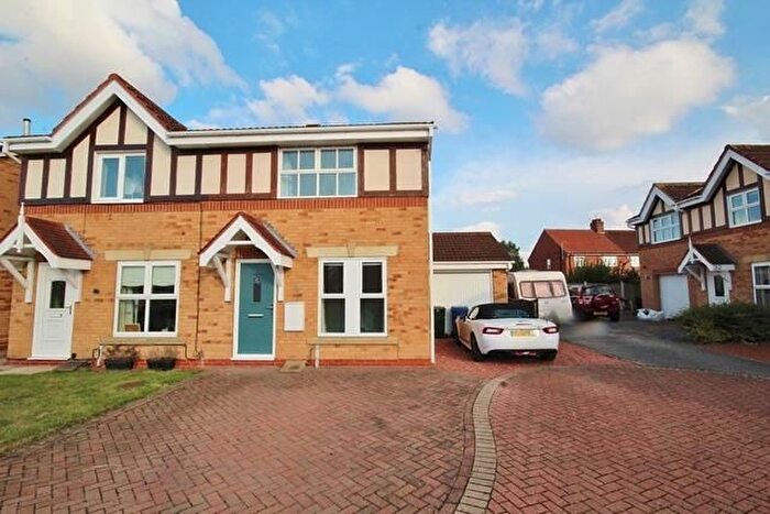 2 Bedroom Semi-Detached House To Rent In Pindars Way, Barlby, Selby, YO8