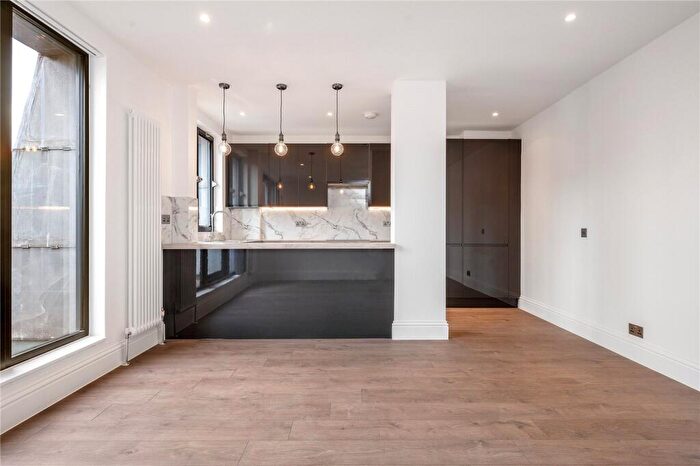 1 Bedroom Apartment To Rent In Long Lane, London, EC1A