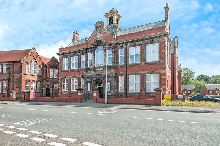 1 Bedroom Flat For Sale In Crocketts Lane, Smethwick, B66