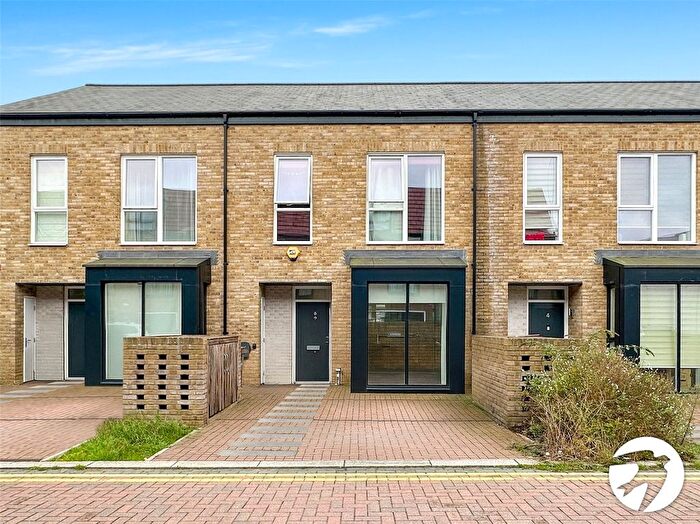 3 Bedroom Terraced House For Sale In Thalia Way, Rochester, Medway, ME1