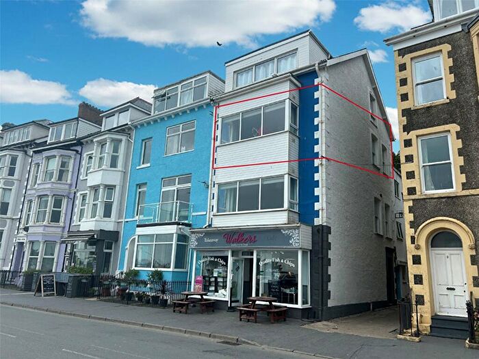 2 Bedroom End Of Terrace House For Sale In Bodfor Terrace, Aberdovey, Gwynedd, LL35