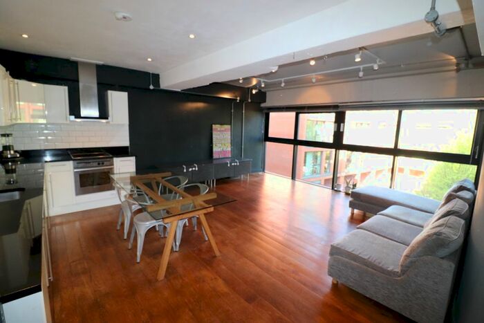 2 Bedroom Flat To Rent In Tenby Street, Birmingham, Birmingham, B1