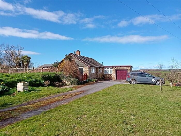 3 Bedroom Detached Bungalow For Sale In Ferwig Road, Penparc, Cardigan, Ceredigion, SA43