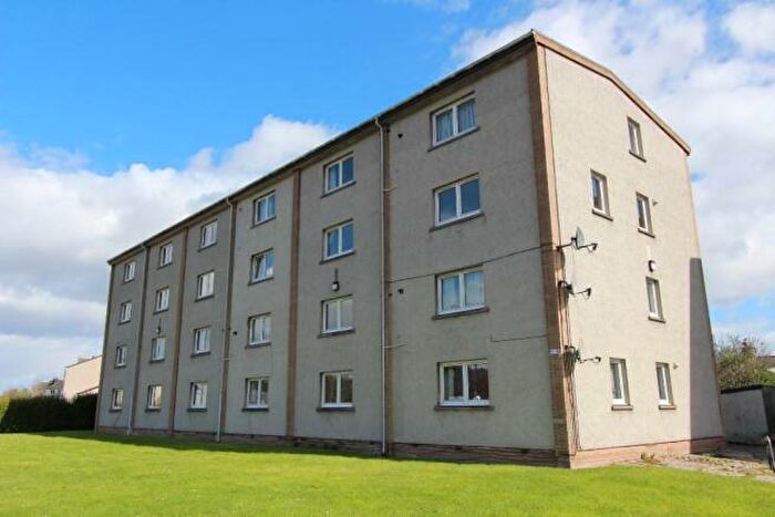 3 Bedroom Flat To Rent In Bruce Avenue, Inverness, IV3