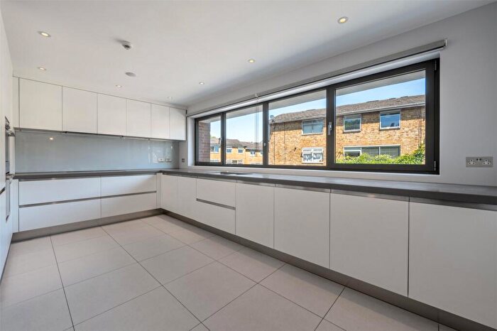 5 Bedroom House To Rent In Meadowbank, Primrose Hill, NW3