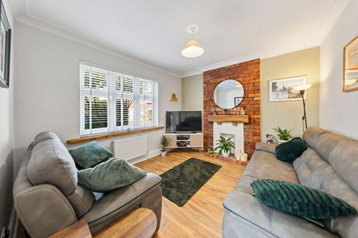 3 Bedroom Detached House For Sale In Greenall Avenue, Penketh, WA5