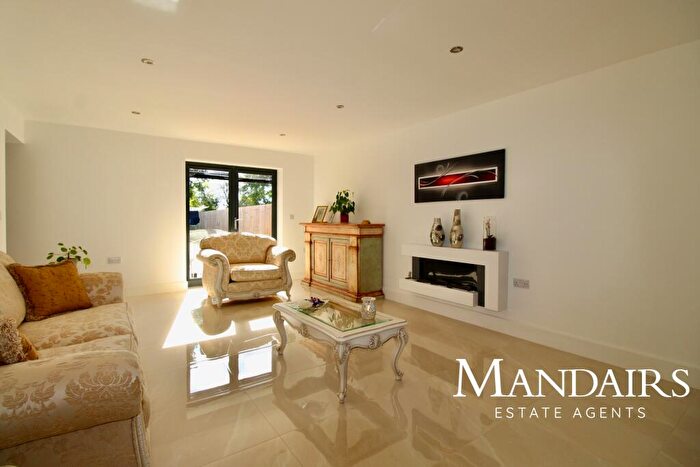 4 Bedroom Detached House For Sale In Rectory Lane, Glinton, Peterborough, PE6