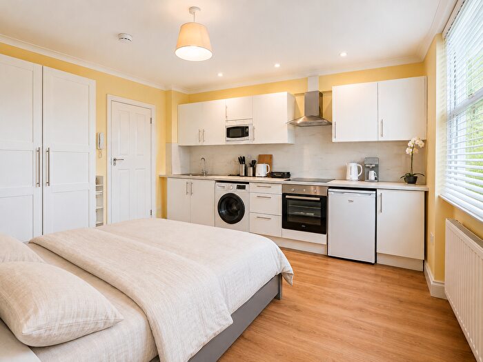 1 Bedroom Studio To Rent In Bamborough Gardens, London, W12