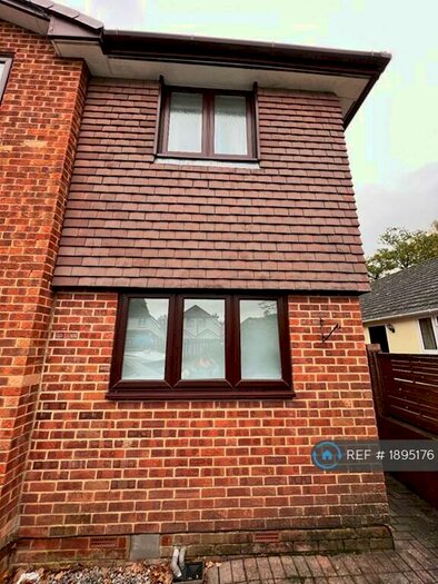 1 Bedroom Semi-Detached House To Rent In Brownhill Road, Chandler's Ford, Eastleigh, SO53