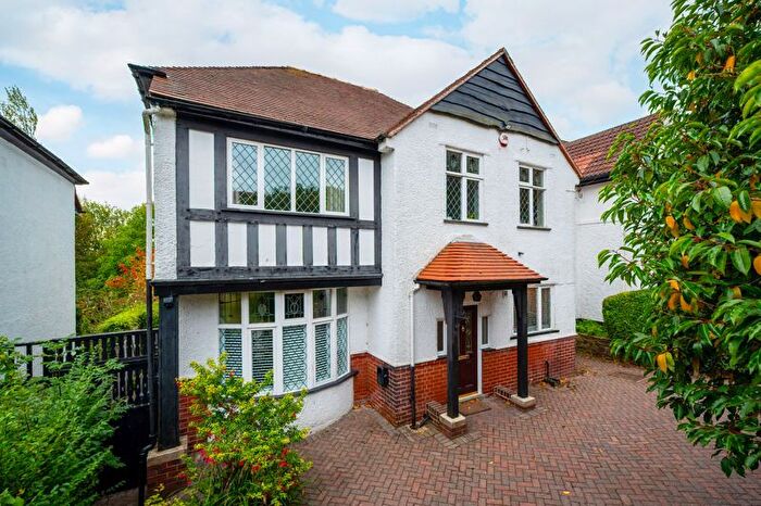 4 Bedroom Detached House For Sale In Knowle Lane, Ecclesall, Sheffield, S11