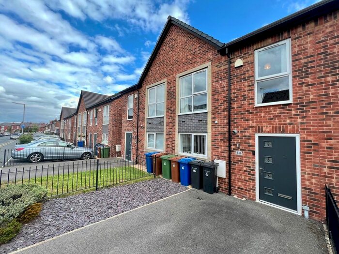 3 Bedroom Property To Rent In Vine Street, Hazel Grove, Stockport, SK7