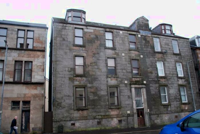 2 Bedroom Flat To Rent In Brisbane Street, Greenock Unfurnished, PA16