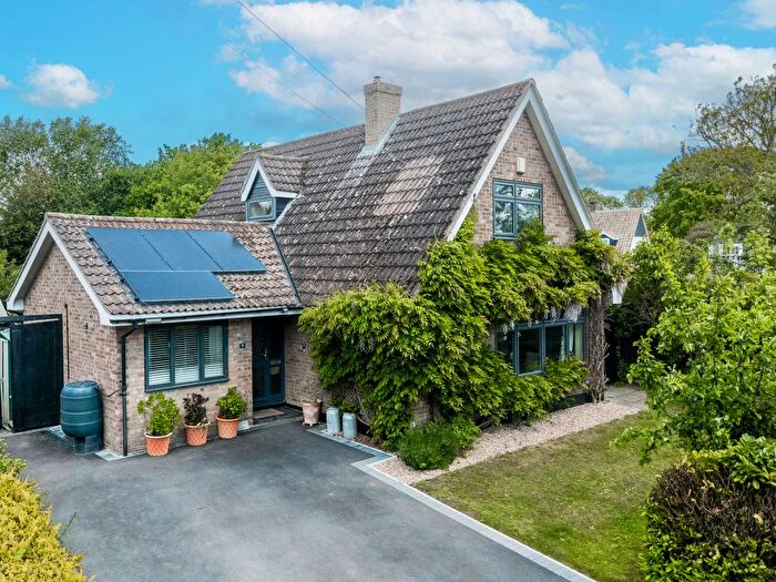 4 Bedroom Detached House For Sale In Brookside, Toft, CB23