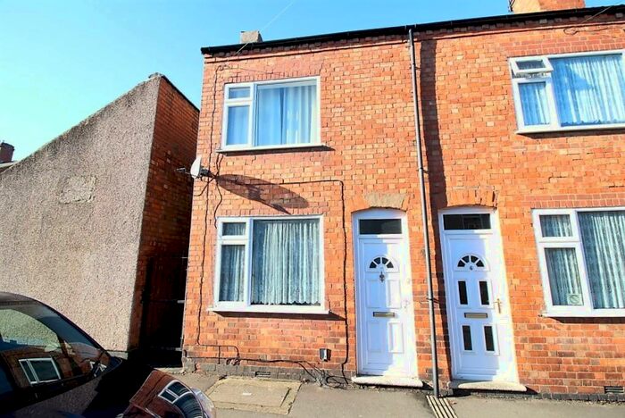 2 Bedroom End Of Terrace House To Rent In William Street, Bedworth, Warwickshire, CV12