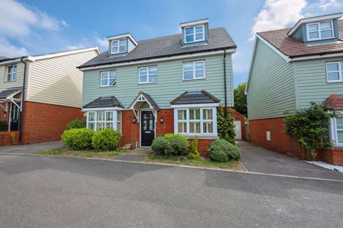 5 Bedroom Detached House For Sale In Amaryllis Road, Burgess Hill, RH15