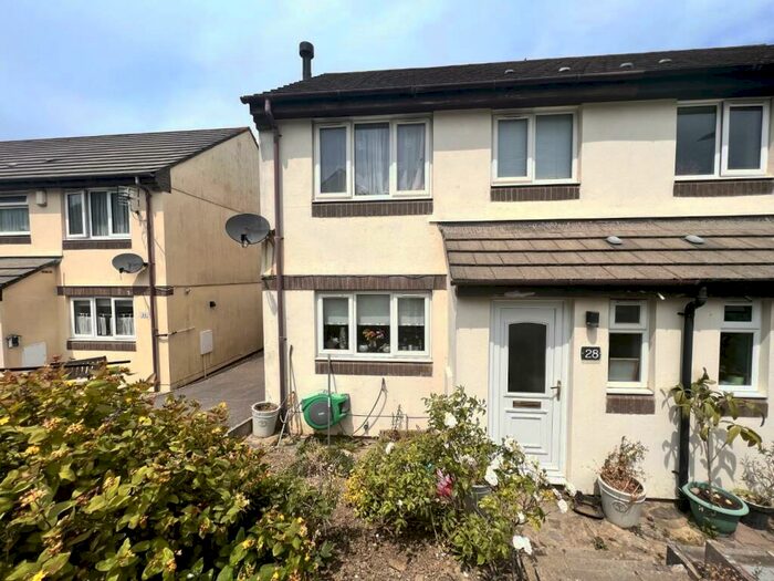 2 Bedroom Semi-Detached House For Sale In Galleon Way, Bideford, EX39