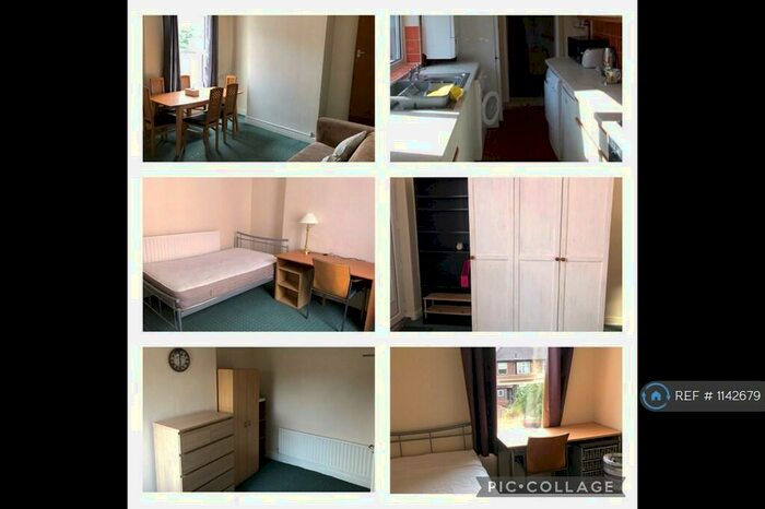 4 Bedroom Semi-Detached House To Rent In City Road, Nottingham, NG7