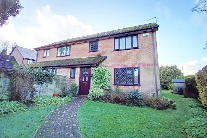 3 Bedroom Semi Detached House To Rent In Sixpenny Handley, SP5