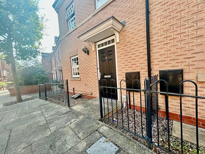 3 Bedroom Semi-Detached House To Rent In Hamilton Walk, Beverley, East Riding Of Yorkshire, HU17