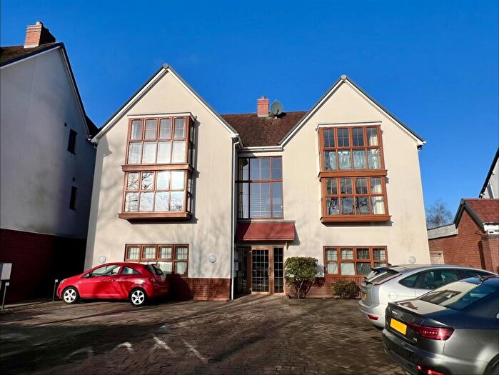 1 Bedroom Apartment For Sale In Highfield Road, Hall Green, Birmingham, B28