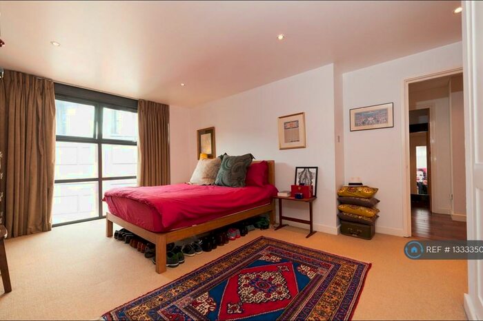 2 Bedroom Flat To Rent In Britton Street, London, EC1M