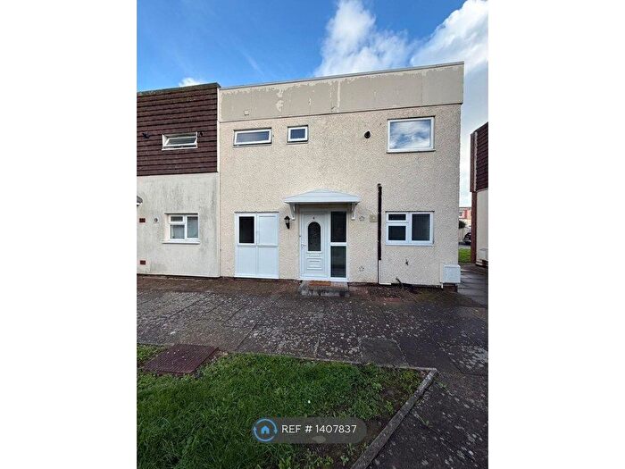 3 Bedroom Terraced House To Rent In Lichfield Court, Gosport, PO13