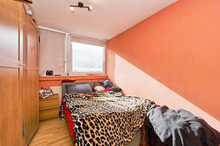 1 Bedroom Flat For Sale In King Street, London, W6