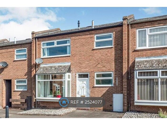 4 Bedroom Terraced House To Rent In St. Pauls Square, Leamington Spa, CV32