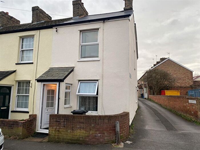 2 Bedroom Semi-Detached House For Sale In Bishops Hull, Taunton, TA1